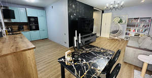 2-к квартира, вторичка, 56м2, 3/10 этаж