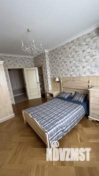 4-к квартира, вторичка, 180м2, 6/6 этаж