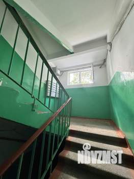 4-к квартира, вторичка, 61м2, 1/5 этаж