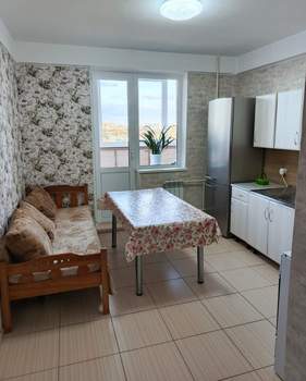 3-к квартира, вторичка, 90м2, 9/17 этаж