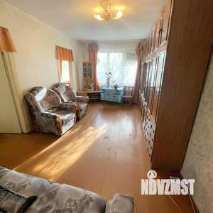 4-к квартира, вторичка, 61м2, 1/5 этаж