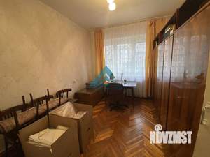 3-к квартира, вторичка, 63м2, 1/5 этаж