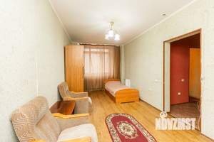 2-к квартира, вторичка, 62м2, 1/10 этаж