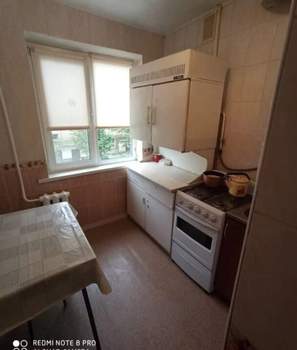 2-к квартира, вторичка, 44м2, 3/5 этаж