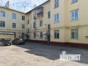 2-к квартира, вторичка, 46м2, 1/3 этаж