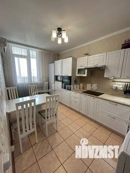 2-к квартира, вторичка, 60м2, 9/16 этаж