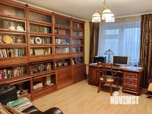 4-к квартира, вторичка, 133м2, 6/10 этаж