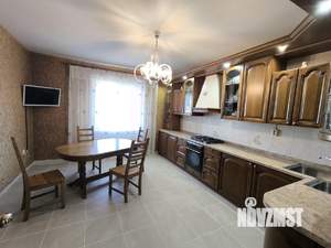 4-к квартира, вторичка, 140м2, 6/10 этаж