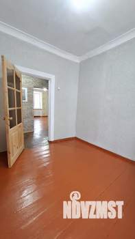 3-к квартира, вторичка, 30м2, 1/2 этаж
