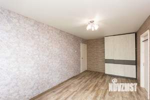 4-к квартира, вторичка, 61м2, 3/5 этаж