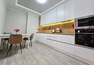 2-к квартира, вторичка, 66м2, 11/17 этаж