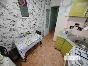 4-к квартира, вторичка, 61м2, 3/5 этаж