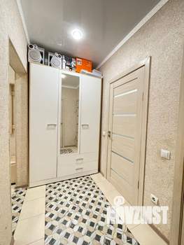 2-к квартира, вторичка, 58м2, 1/17 этаж