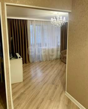 3-к квартира, вторичка, 70м2, 1/9 этаж