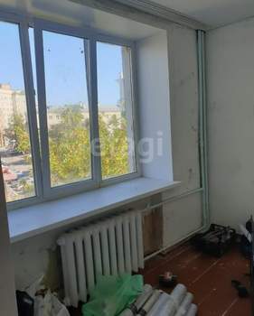 3-к квартира, вторичка, 33м2, 4/5 этаж