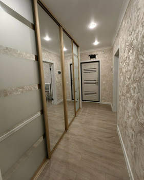 2-к квартира, вторичка, 61м2, 8/17 этаж
