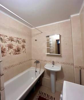 2-к квартира, вторичка, 58м2, 2/17 этаж