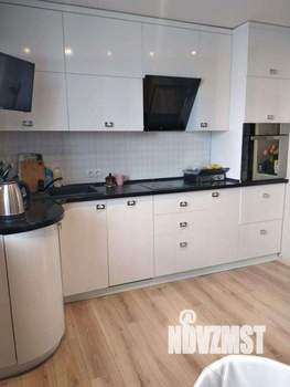2-к квартира, вторичка, 74м2, 4/17 этаж