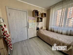 3-к квартира, вторичка, 77м2, 7/17 этаж