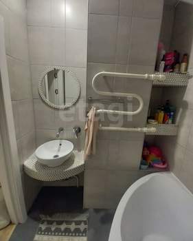 2-к квартира, вторичка, 75м2, 15/17 этаж