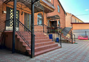 5-к квартира, вторичка, 207м2, 2/2 этаж