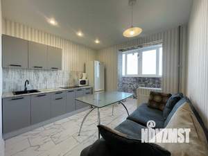 2-к квартира, вторичка, 60м2, 7/17 этаж