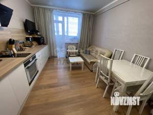 2-к квартира, вторичка, 56м2, 17/18 этаж