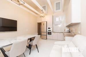 4-к квартира, вторичка, 142м2, 2/3 этаж