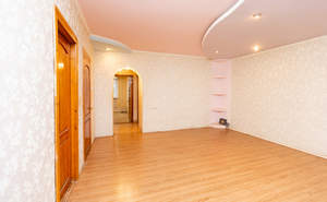 3-к квартира, вторичка, 70м2, 1/2 этаж