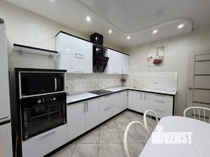 2-к квартира, вторичка, 60м2, 4/17 этаж