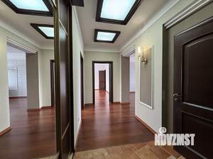 4-к квартира, вторичка, 128м2, 4/4 этаж