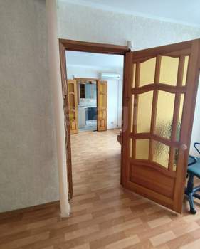 2-к квартира, вторичка, 43м2, 1/5 этаж