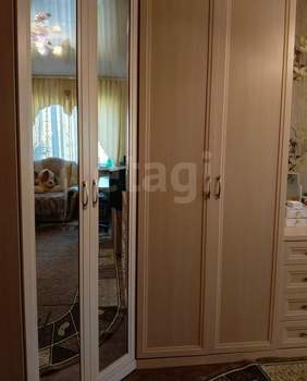 3-к квартира, вторичка, 60м2, 9/9 этаж