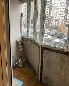 2-к квартира, вторичка, 47м2, 1/17 этаж