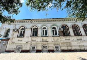 3-к квартира, вторичка, 79м2, 1/1 этаж