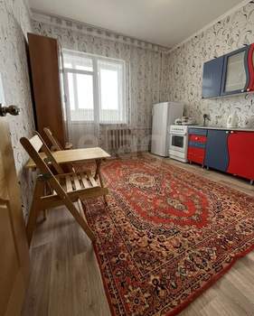 1-к квартира, вторичка, 42м2, 8/18 этаж
