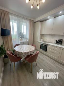 2-к квартира, вторичка, 63м2, 14/14 этаж