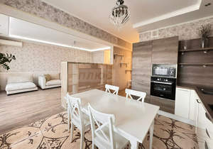 2-к квартира, вторичка, 85м2, 4/11 этаж