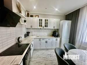 2-к квартира, вторичка, 61м2, 7/17 этаж