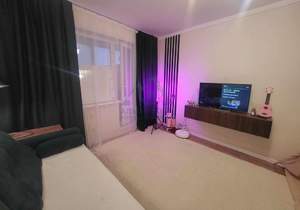 2-к квартира, вторичка, 43м2, 8/9 этаж