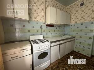 2-к квартира, вторичка, 53м2, 1/9 этаж